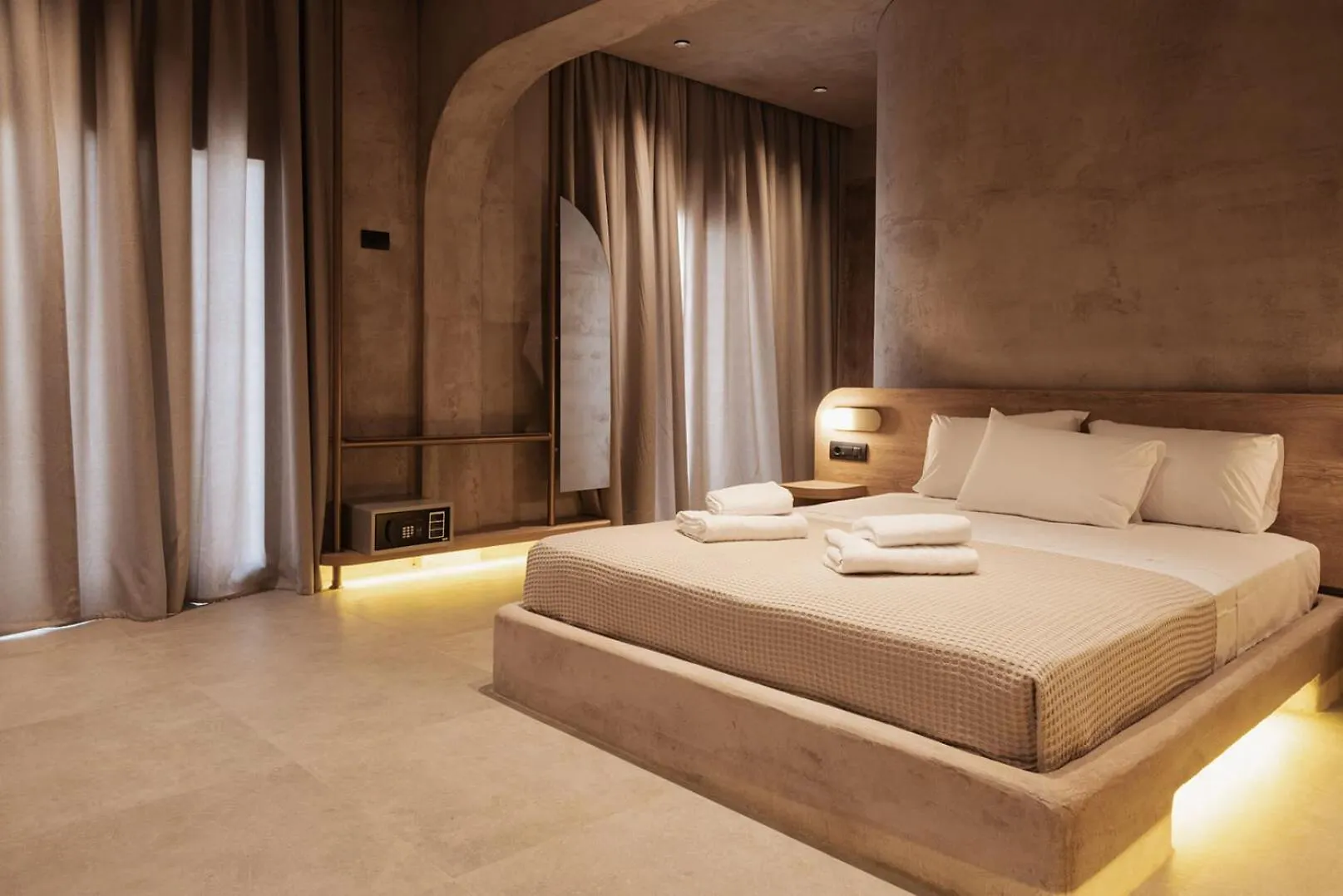 Medusa Luxury Suites Néos Marmarás Griechenland